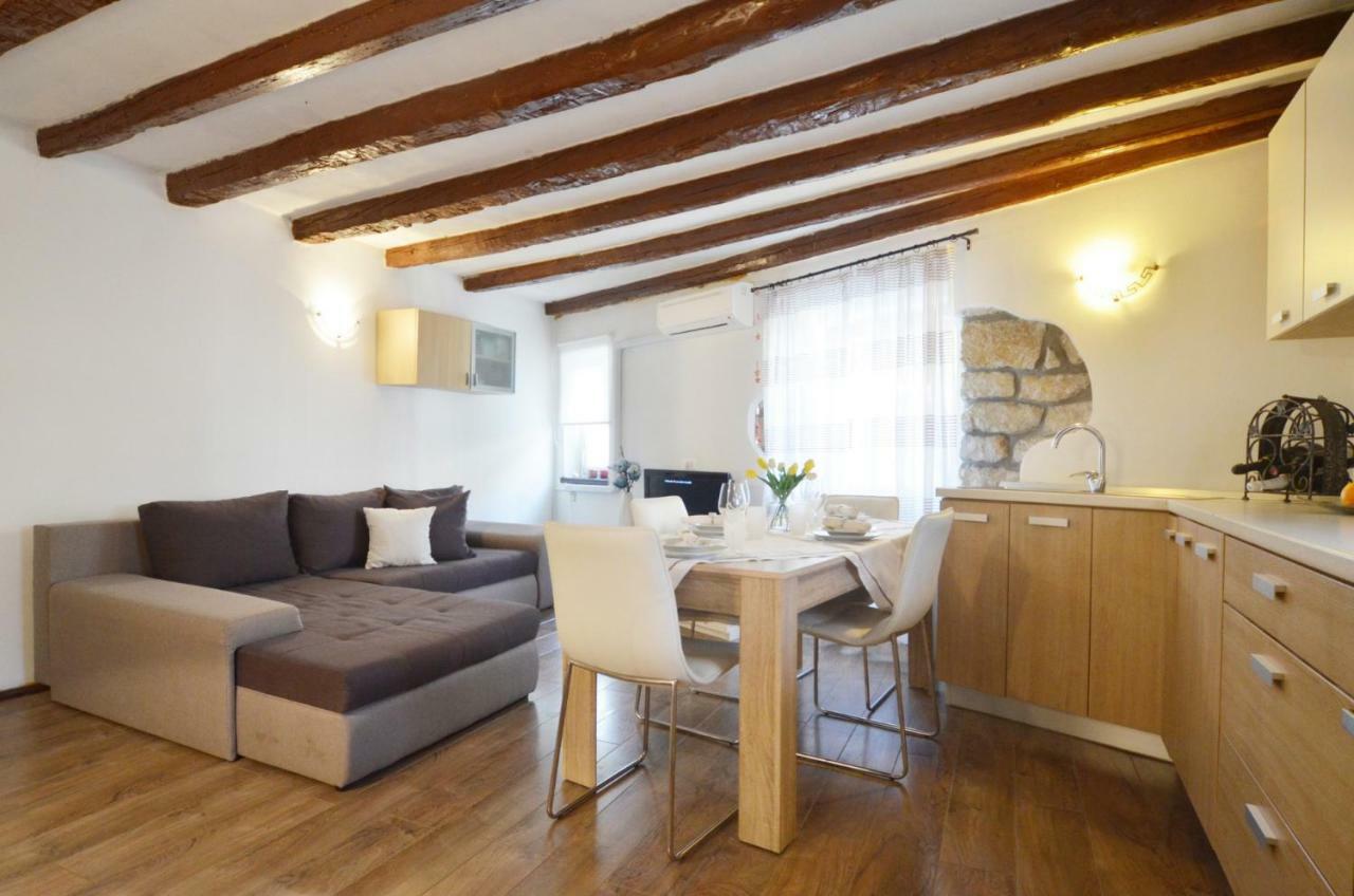 Apartment Eleni Rovinj Eksteriør bilde
